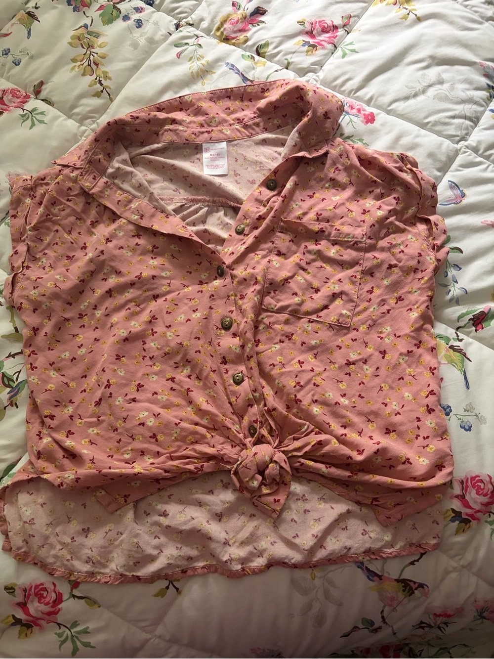 No Boundaries floral button down cropped tie shirt